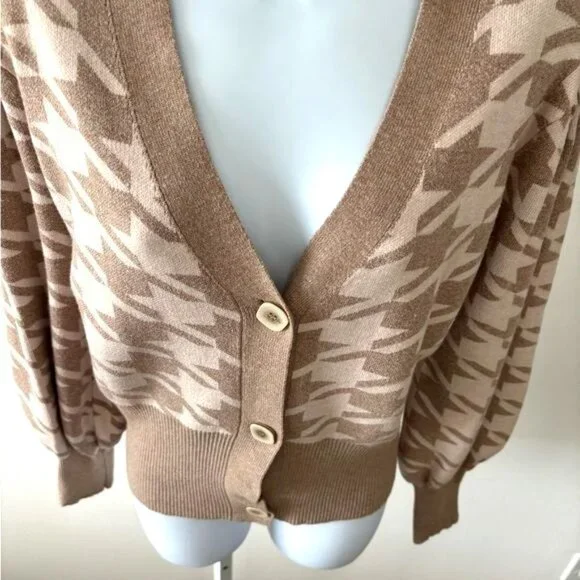 Joie Cardigan Large Tan V Neck Houndstooth Puff Sleeve Old Money Preppy Academia - Picture 10 of 11